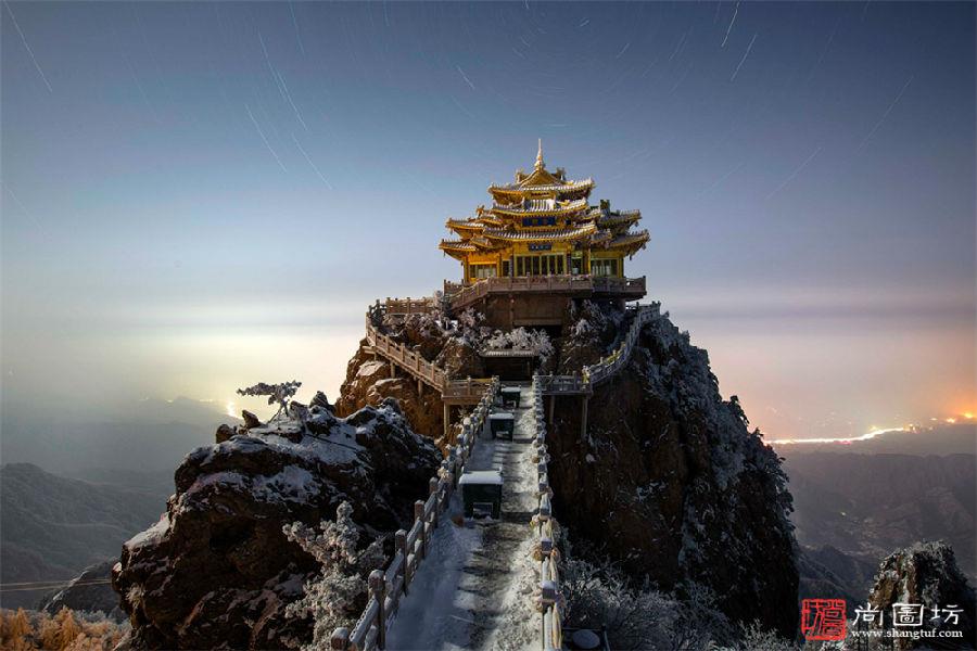 《梦境老君山》 摄影:张海勇 旅游数码组 PNSY勋带奖.jpg