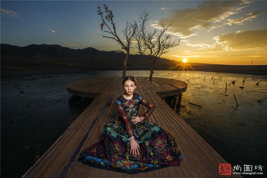 《斜阳草树》 摄影:潘家英 旅游摄影组.jpg