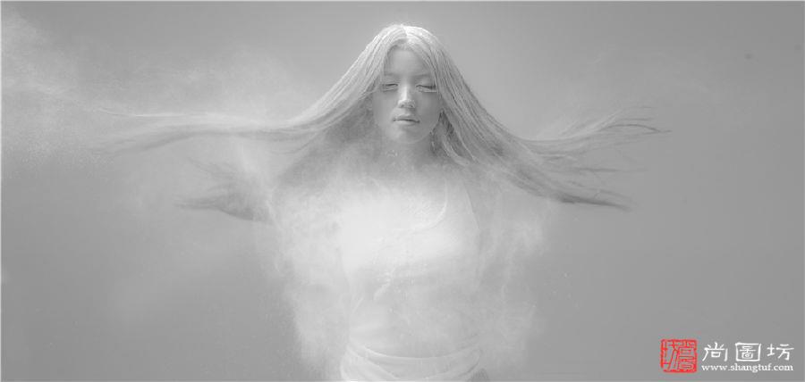 《幻生》 摄影:易都 一般黑白开放组 ICS勋带奖.jpg